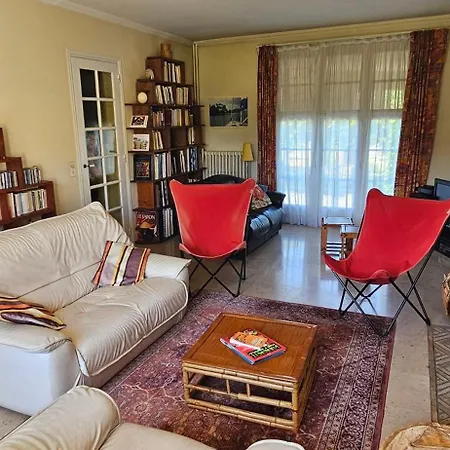 Maison Familiale Avec Jardin - * Crépy-en-Valois